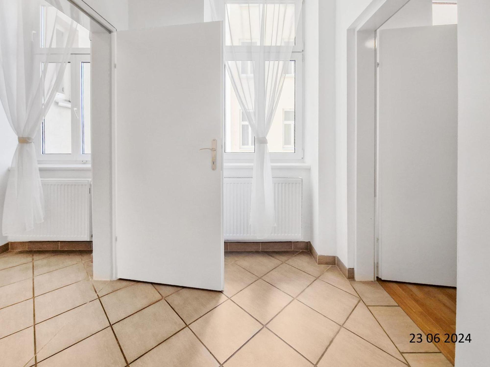 Elegant Three-Bedroom Suite Vienna Exterior photo