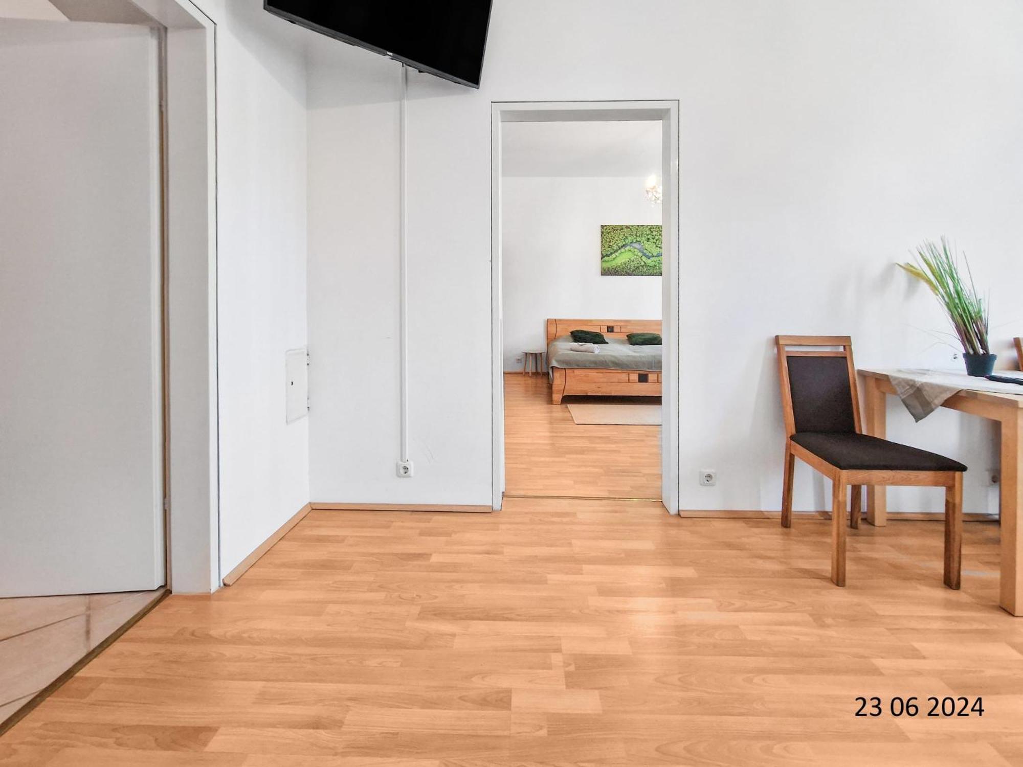 Elegant Three-Bedroom Suite Vienna Exterior photo